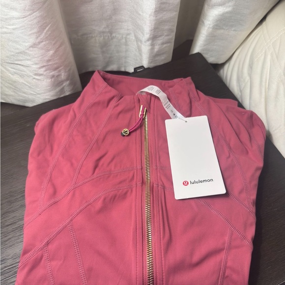Lululemon Athletica Rose define Jacket - Picture 2 of 3